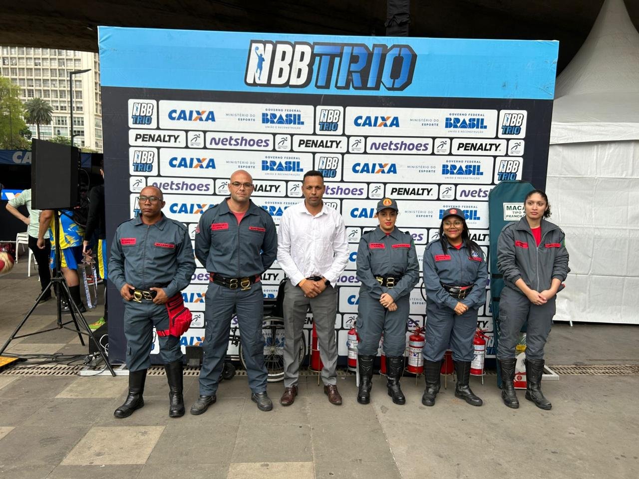 Cobertura de bombeiros civis em jogo do NBB.