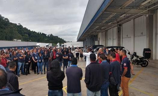 Treinamento de integração conduzido na planta do cliente.